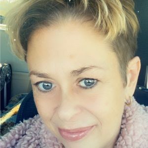 Meet your Posher, Liz